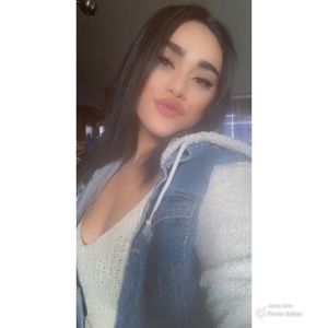 Meet your Posher, Jewel